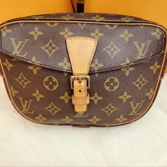 💯% Authentic Louis Vuitton Crossbody bag Jeune Fille PM - Picture 2 of 15
